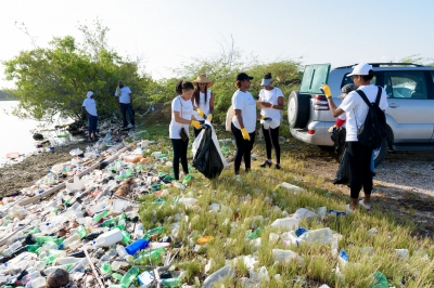 JET Beach Cleanup 2018-2354